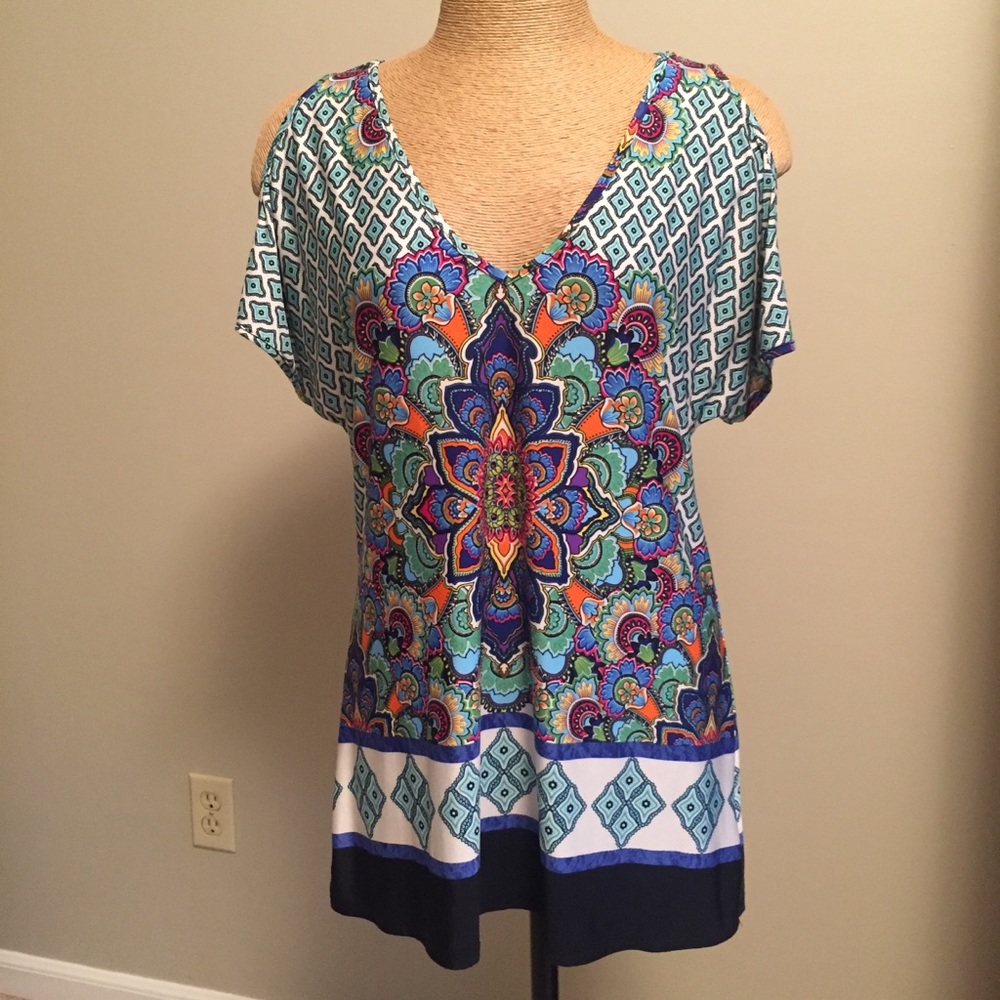 Pretty Summer Cold Shoulder Tunic